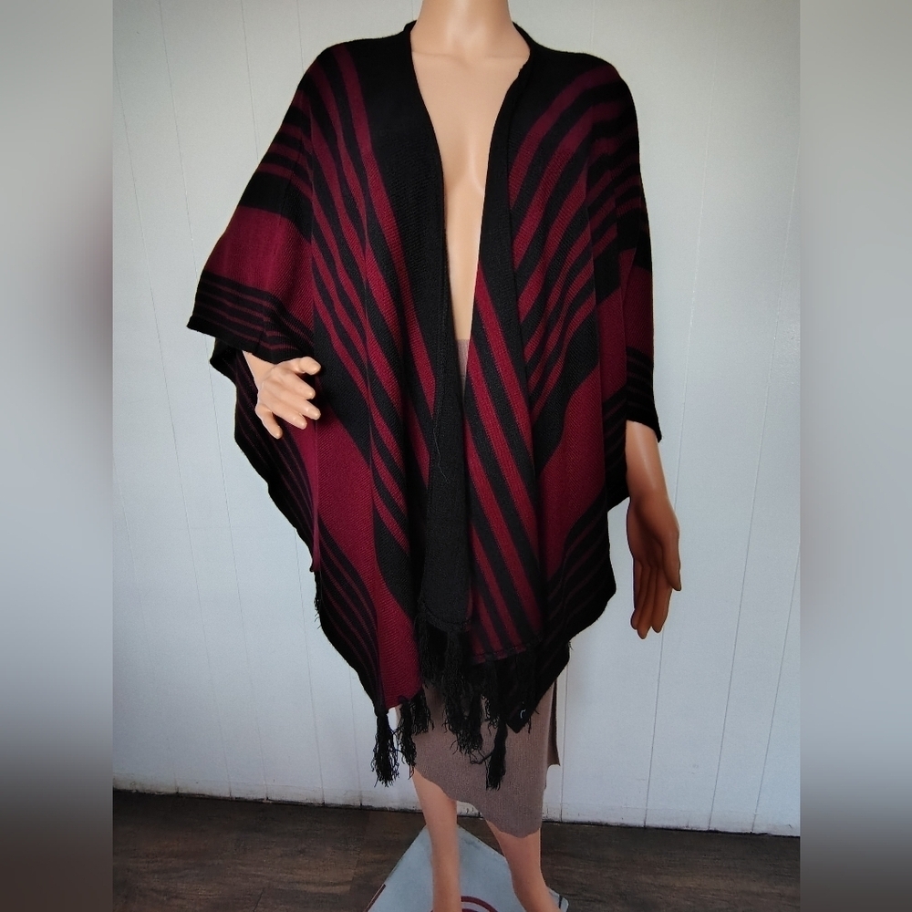 Magda Love Elegant Black and Burgundy Women's Poncho One Size